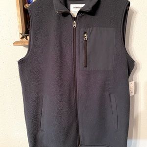 Fleece vest new with tags Sonoma size medium navy color